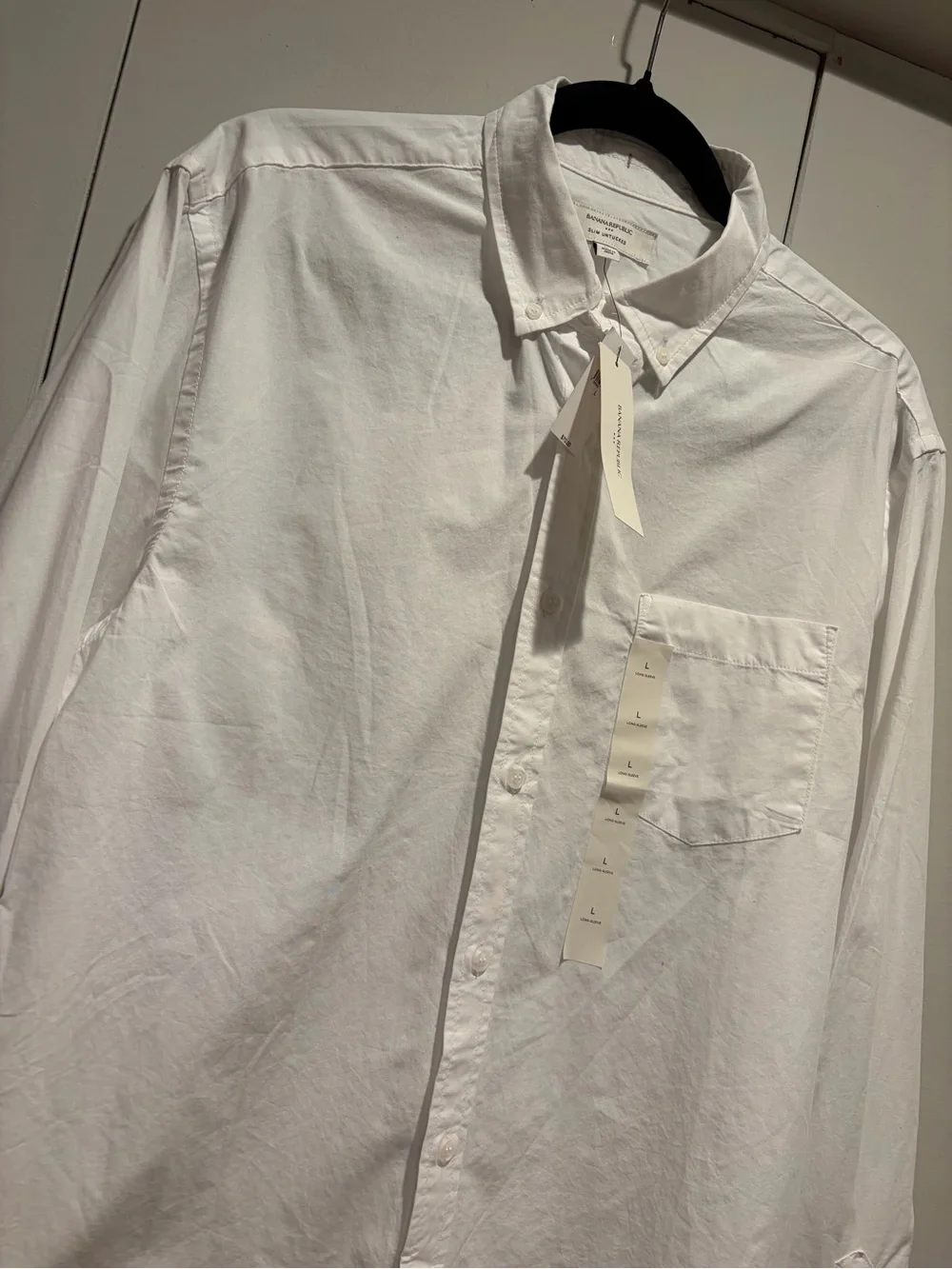 NWT Banana Republic Men’s White Button Down Slim Untucked 100% Organic Cotton  L